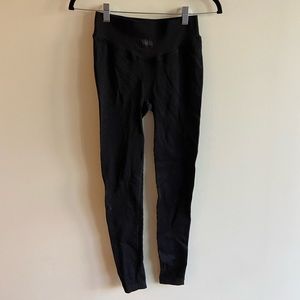 Sommer ray never worn black ribbed legging size small, booty scrunch,flattering